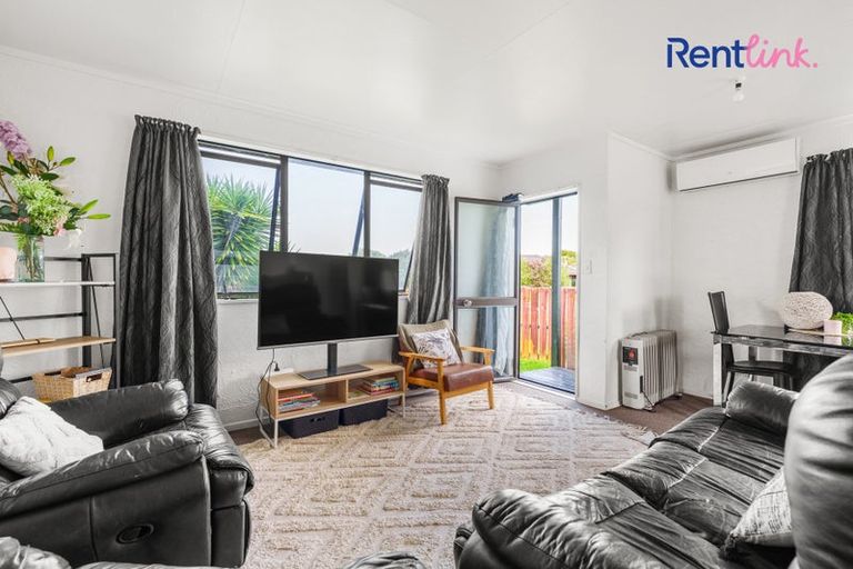 Photo of property in 43a Lyn Grove, Papamoa Beach, Papamoa, 3118