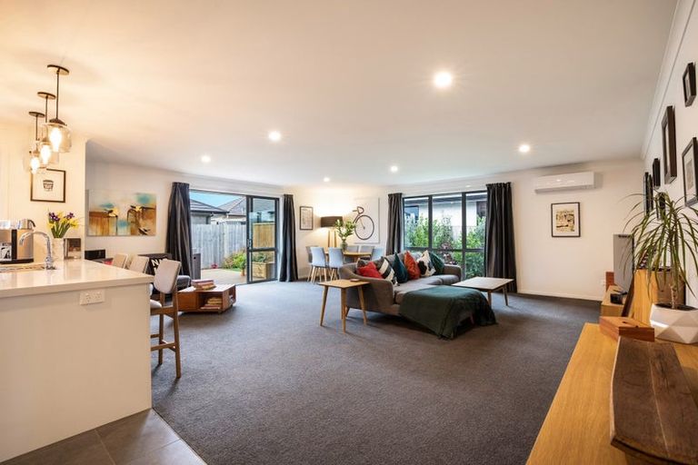 Photo of property in 2 Dyer Lane, Cambridge, 3434