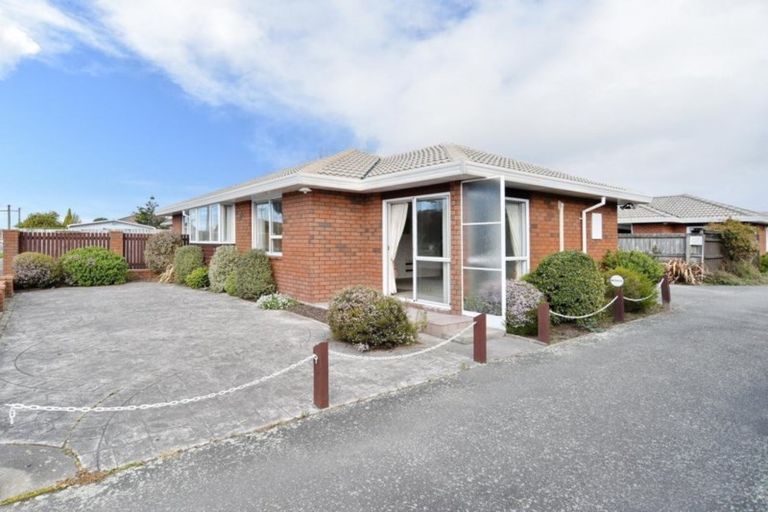 Photo of property in 46a Daniels Road, Redwood, Christchurch, 8051