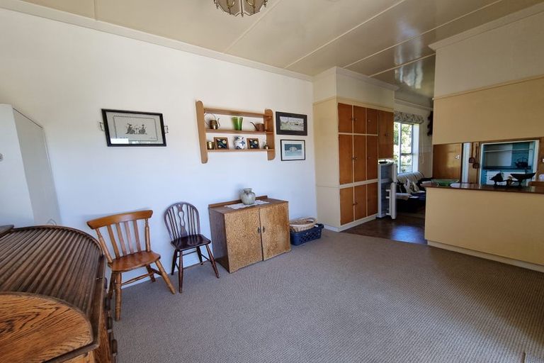 Photo of property in 8 Mcvicar Street, Tuatapere, 9620