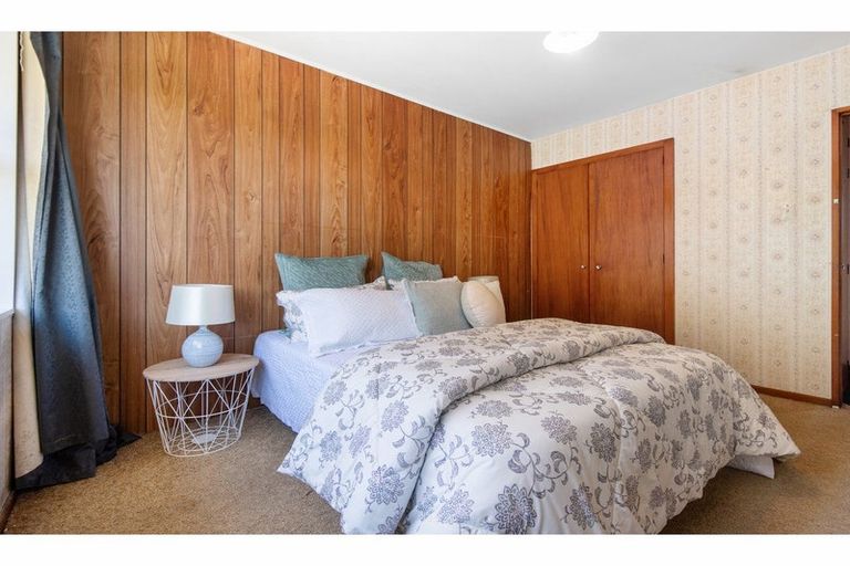 Photo of property in 3 Peverel Street, Riccarton, Christchurch, 8011