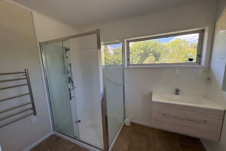 Photo of property in 38 Garth Road, Levin, 5571