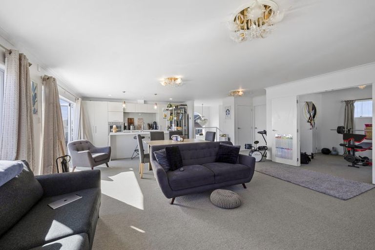 Photo of property in 16 Nadine Stanton Drive, Bell Block, New Plymouth, 4312