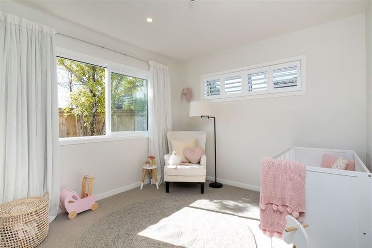 Photo of property in 49a Napier Road, Havelock North, 4130