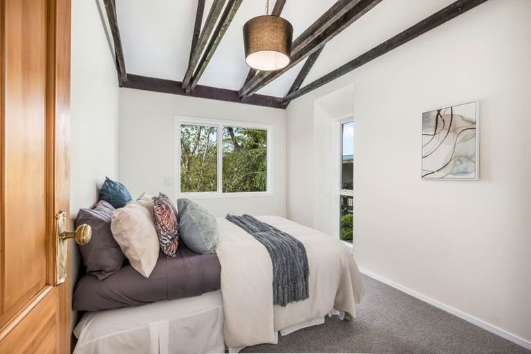 Photo of property in 102a Miromiro Road, Normandale, Lower Hutt, 5010