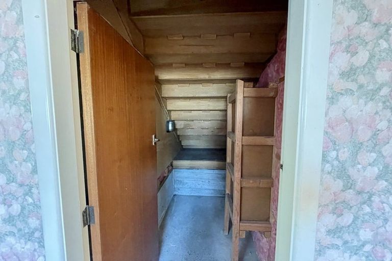 Photo of property in 78 Tauhinu Road, Miramar, Wellington, 6022