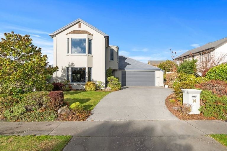 Photo of property in 14 Glasnevin Drive, Casebrook, Christchurch, 8051
