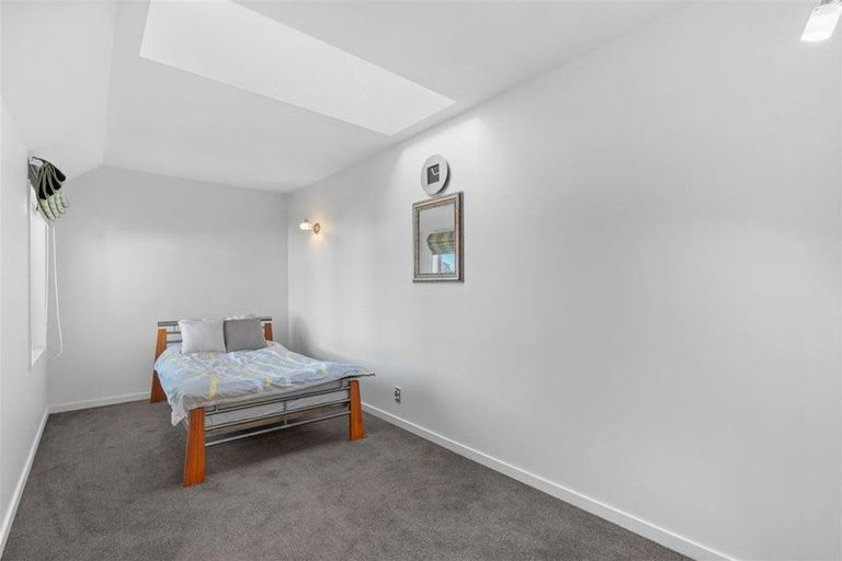Photo of property in 76 Wai-iti Terrace, Bryndwr, Christchurch, 8052
