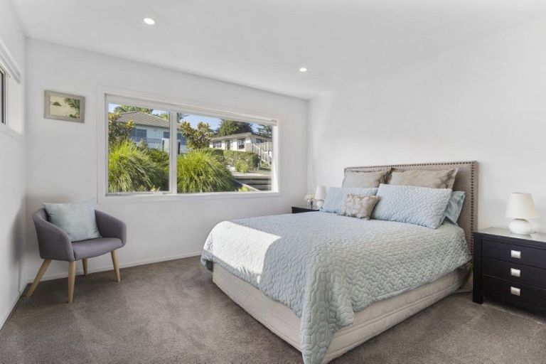 Photo of property in 104 Tukere Drive, Whangamata, 3620