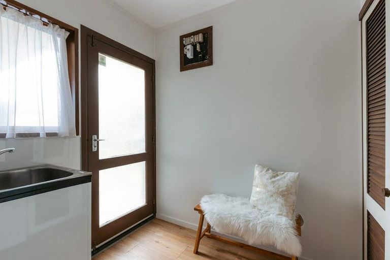 Photo of property in 142 Cambridge Road, Bethlehem, Tauranga, 3110