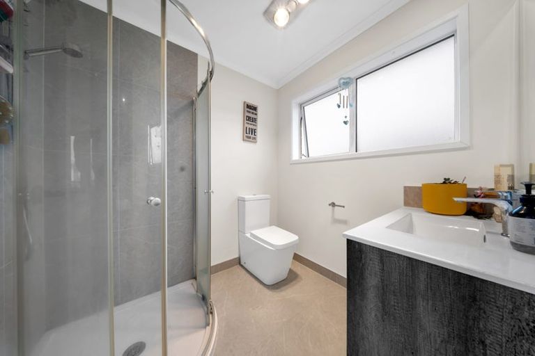 Photo of property in 28 Rainsford Road, Pukekohe, 2120