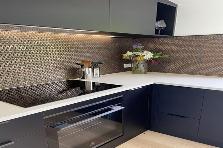 Photo of property in 16 Airini Road, Waimarama, Havelock North, 4294