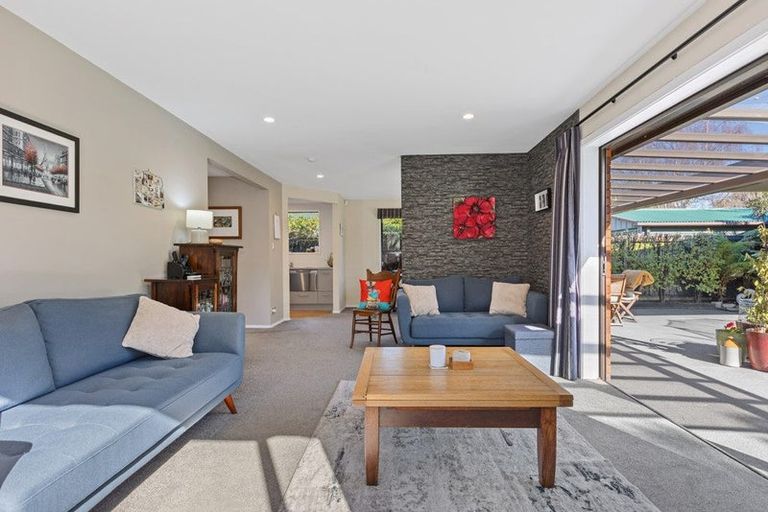 Photo of property in 12 Sabys Road, Halswell, Christchurch, 8025