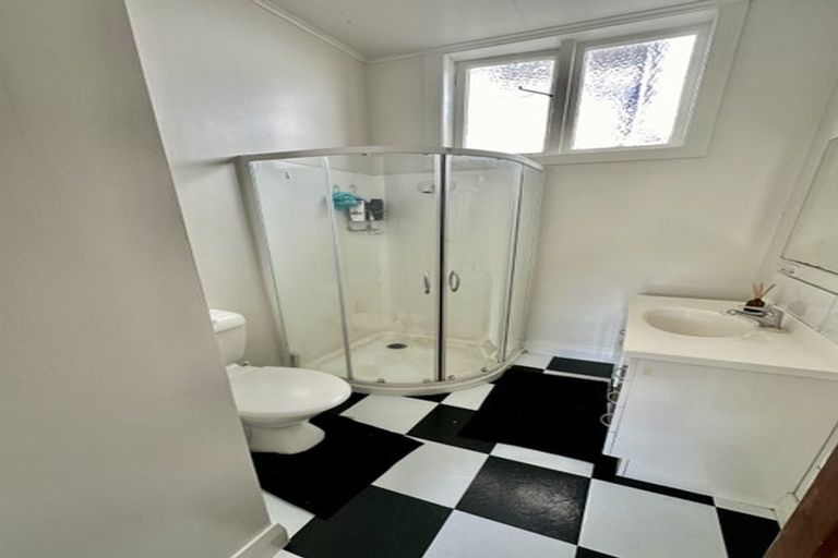 Photo of property in 18 Blacks Road, North East Valley, Dunedin, 9010