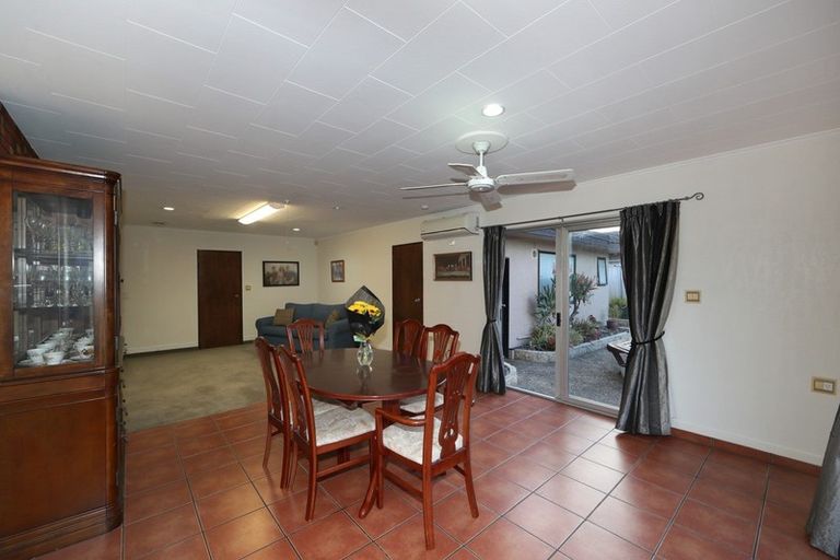 Photo of property in 28 Ranfurly Street, Tamatea, Napier, 4112