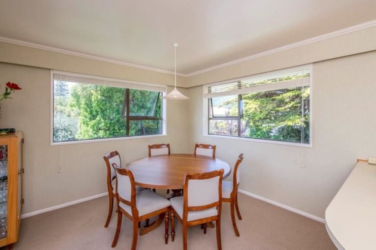 Photo of property in 6 River Glade, Waikanae, 5036