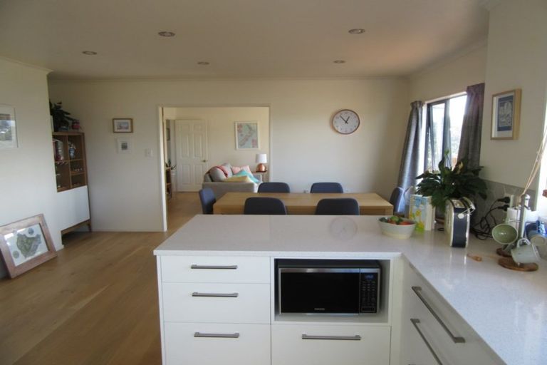 Photo of property in 87 Cypress Drive, Maungaraki, Lower Hutt, 5010