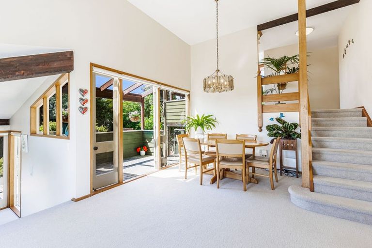 Photo of property in 32 Brigantine Drive, Beach Haven, Auckland, 0626