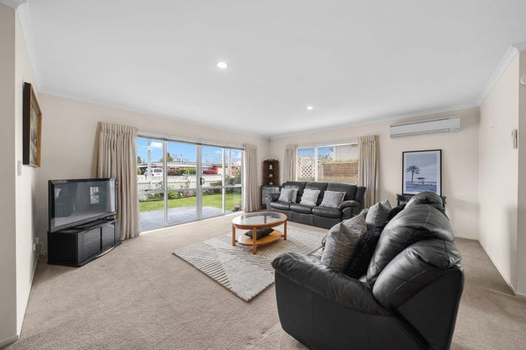 Photo of property in 9 Hogg Crescent, Masterton, 5810