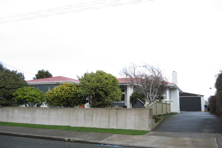 Photo of property in 41 Holloway Street, Waikiwi, Invercargill, 9810