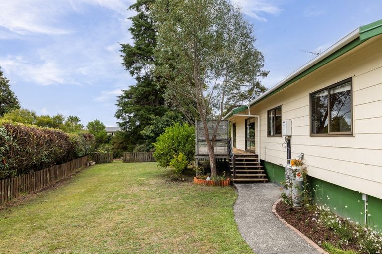 Photo of property in 13 Ritchie Place, Havelock North, 4130