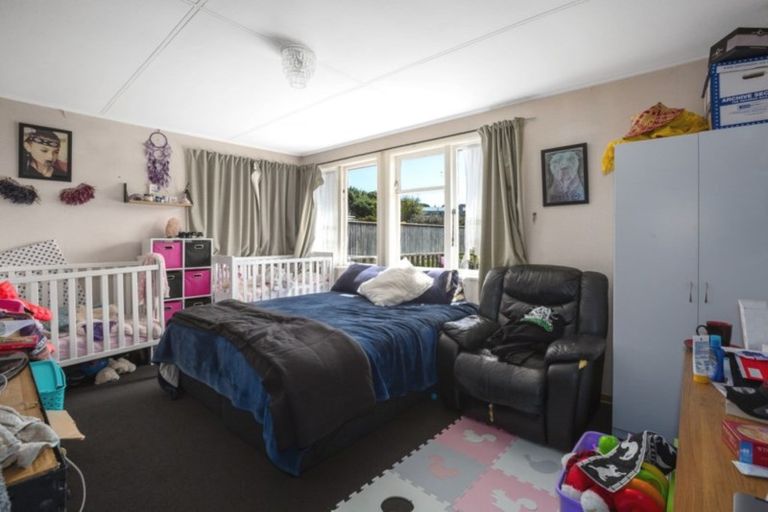 Photo of property in 55 Jillett Street, Titahi Bay, Porirua, 5022