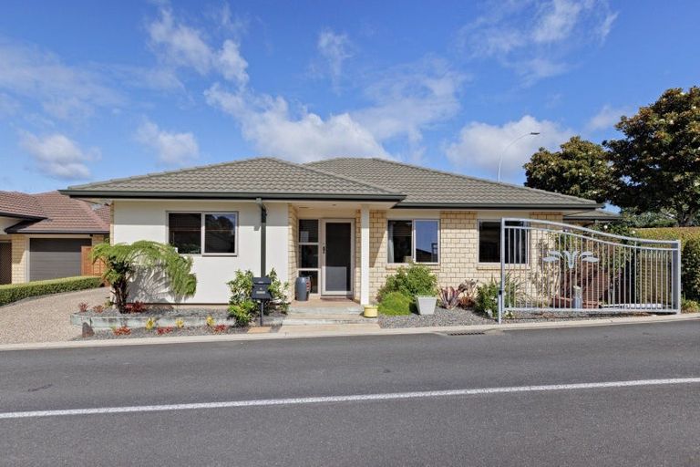 Photo of property in 2 Havenbrook Way, Pyes Pa, Tauranga, 3112