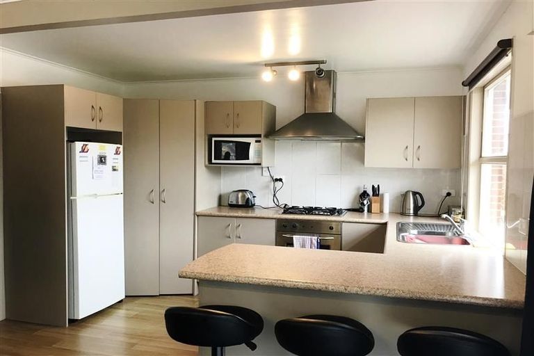 Photo of property in 2/2 Hallberry Road, Mangere East, Auckland, 2024