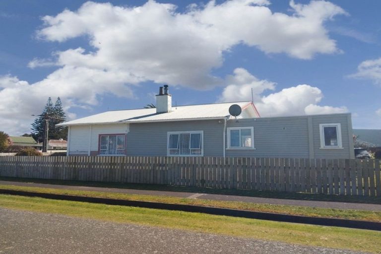 Photo of property in 56 Egmont Street, Kaponga, Hawera, 4679