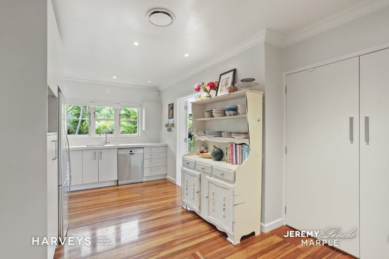 Photo of property in 1/19a Woodvale Road, Glen Eden, Auckland, 0602