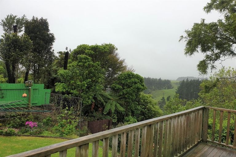 Photo of property in 509 Mangorei Road, Highlands Park, New Plymouth, 4312