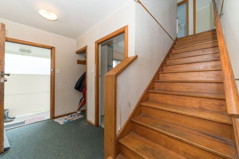 Photo of property in 34-40 Farnham Avenue, Highbury, Palmerston North, 4412