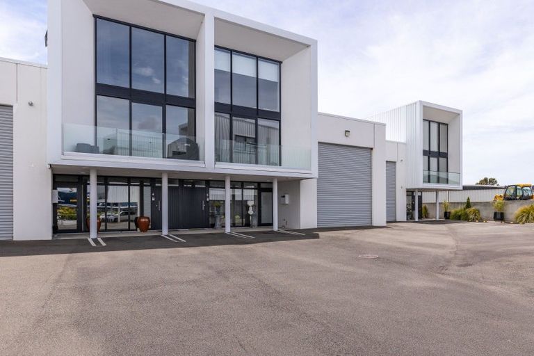 Photo of property in 5/86 Hurlstone Drive, Waiwhakaiho, New Plymouth, 4312