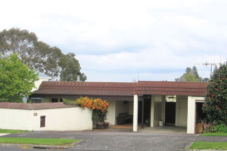 Photo of property in 39 Whitaker Street, Otumoetai, Tauranga, 3110