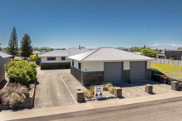 Photo of property in 27 Rhoboro Road, Twizel, 7901