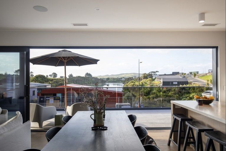 Photo of property in 23 Omahina Street, Raglan, 3225