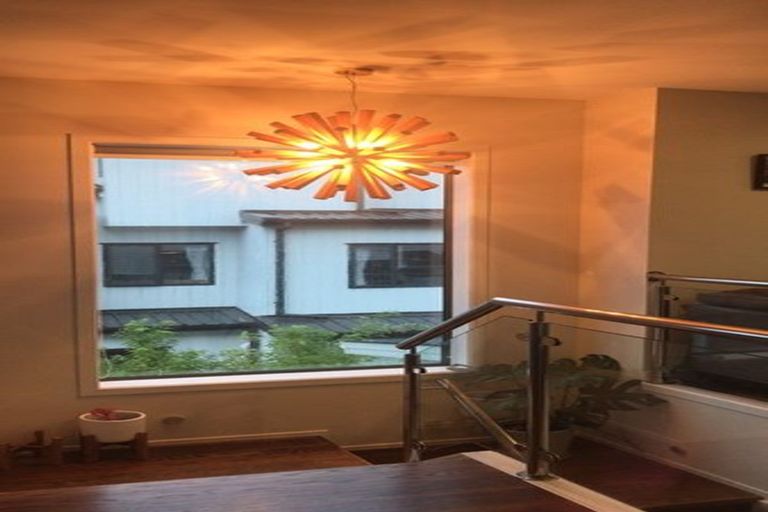 Photo of property in 70 Headland Drive, Long Bay, Auckland, 0630