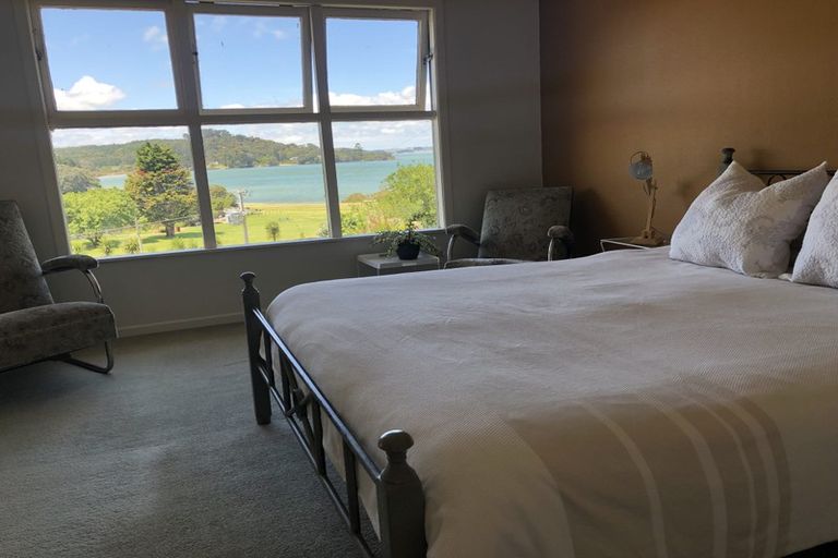 Photo of property in 12 Komiti Road, Tinopai, 0593