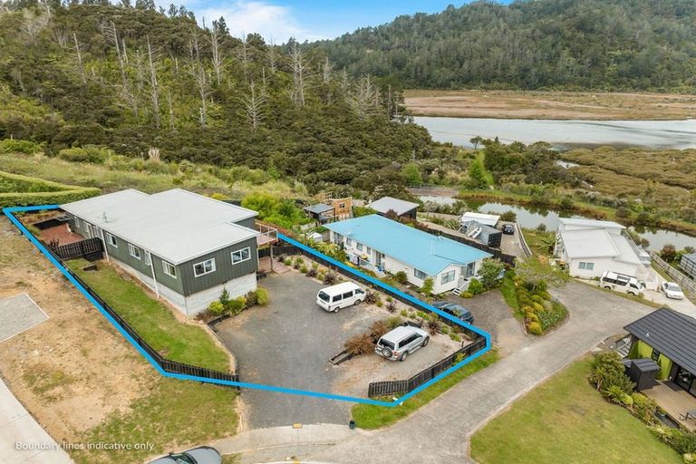 Photo of property in 135 Rangituia Street, Whangamata, 3691