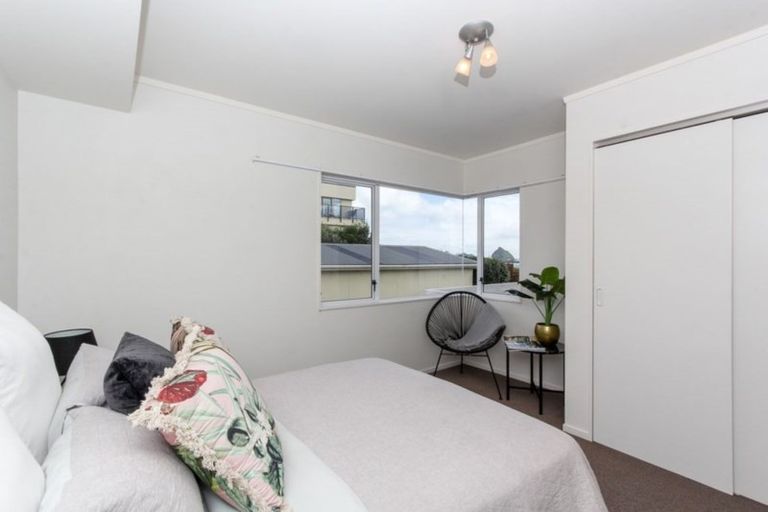 Photo of property in 8b Whiteley Street, Moturoa, New Plymouth, 4310