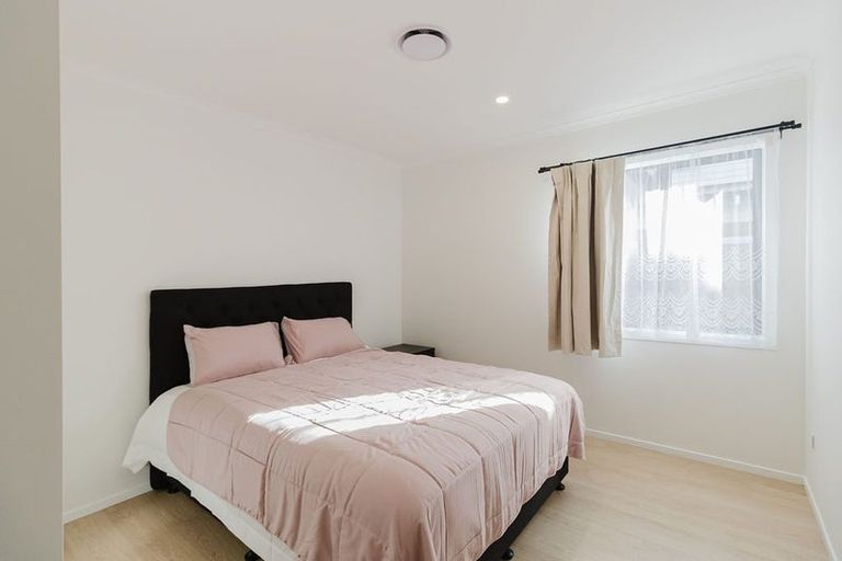 Photo of property in 53 Rochdale Drive, Churton Park, Wellington, 6037