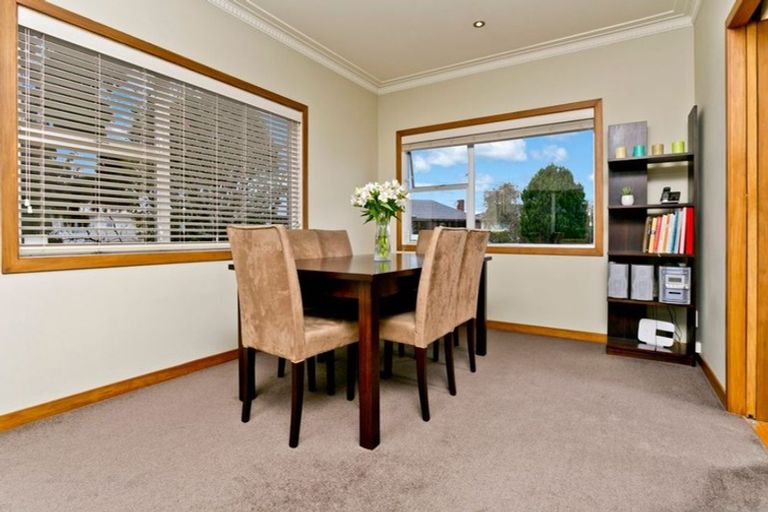 Photo of property in 26 Mcbreen Avenue, Northcote, Auckland, 0627