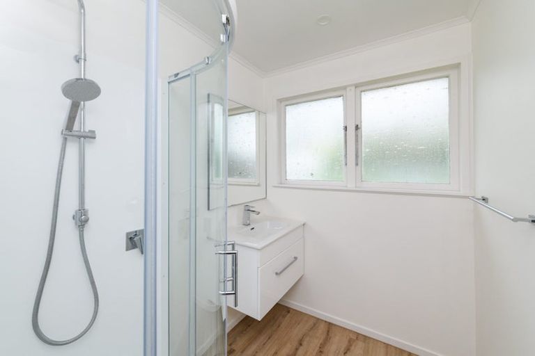 Photo of property in 52 Halswell Crescent, Westbrook, Palmerston North, 4412