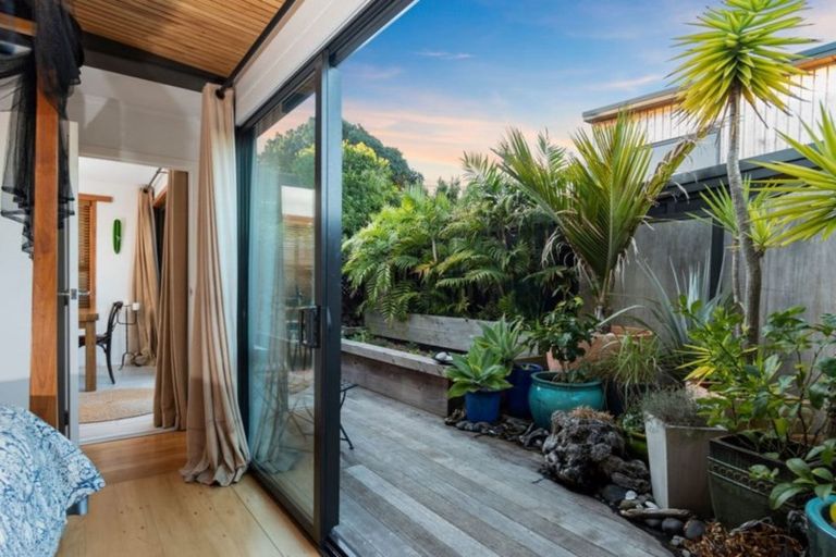 Photo of property in 55 Pitau Road, Mount Maunganui, 3116