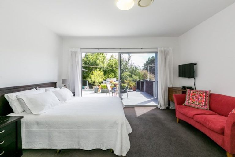 Photo of property in 27a Hikanui Drive, Havelock North, 4130