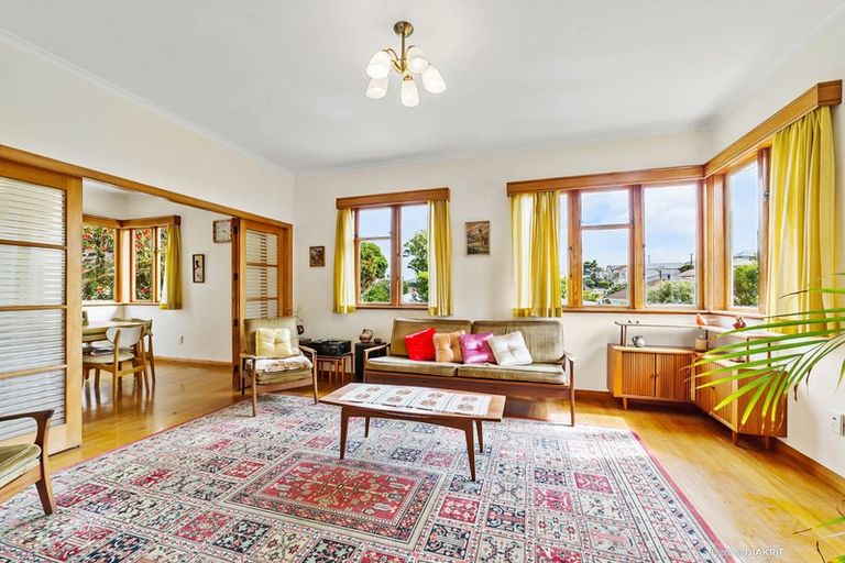 Photo of property in 12c Edinburgh Terrace, Berhampore, Wellington, 6023