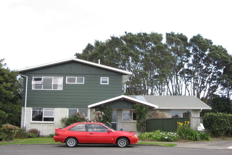 Photo of property in 7 Valintine Place, Strandon, New Plymouth, 4312