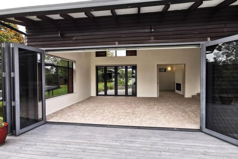 Photo of property in 68 Rame Road, Greenhithe, Auckland, 0632