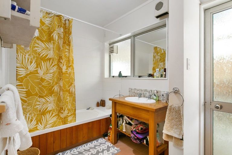 Photo of property in 50b Williams Street, Cambridge, 3434