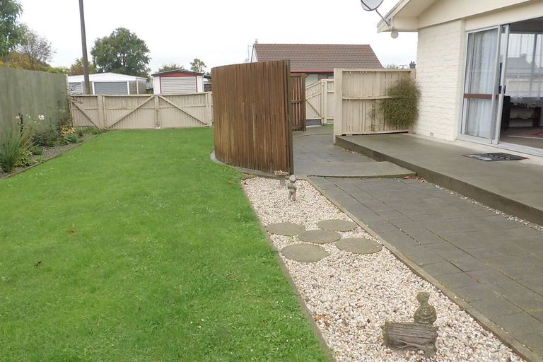 Photo of property in 71 Maude Street, Temuka, 7920